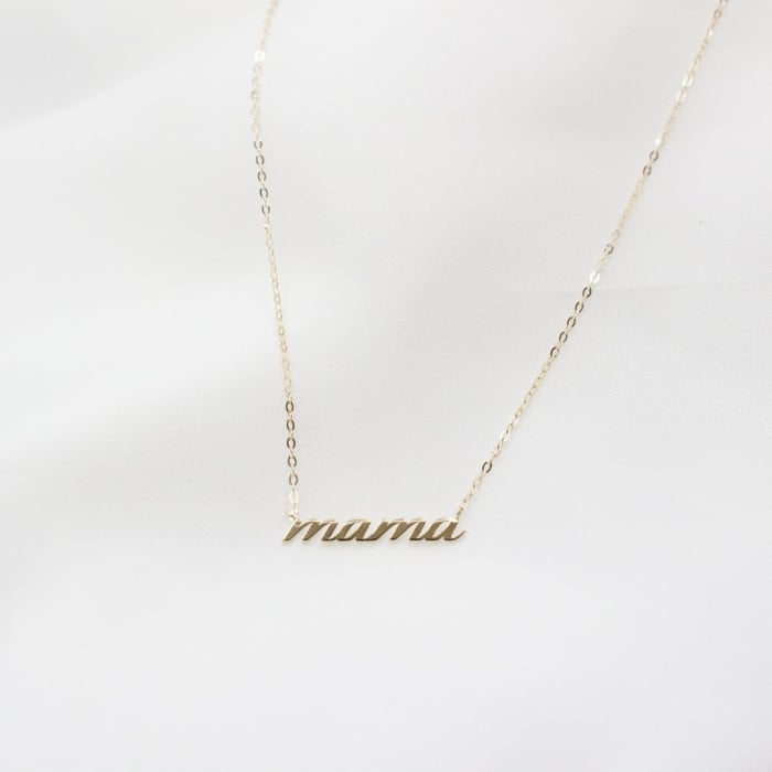 10K Mama Script Necklace