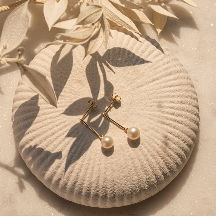 10K Solid Gold Bar Stud Earrings with Freshwater Pearl Drops