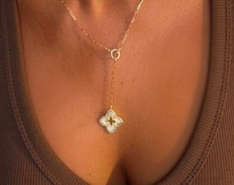 Petal Lariat